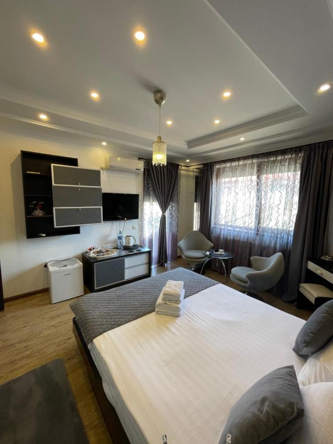 Ami Residence Bucharest Airport,Therme&Free Parking オトペニ エクステリア 写真